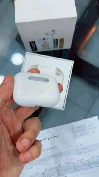للبيـع ⚠️
سمـااعـة ابل AirPods Pro 2
استخـدام قليل كـلش ⚠️
نظافـة 100% ⚠️
تاريــخ الشراء 13-10 + ضـمان سنـة
السعــر 225 الــف (***********)
