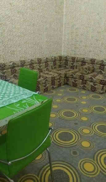 بيت مساحته 200متر ومساحة البناء 173متر
طابو زراعي سهم عراقي وكالة وبيها نسخة من المحكمة ..يبعد كيلو متر عن الشارع الرئيسي 
يحتوي على غرفتين منام وصالة كبيرة واستقبال 
وحمام ومطبخ وتواليت داخلي وخارجي وكراج 
المنطقة تتوفر فيها كافة الخدمات 
منطقة ابو الخصيب/ابو الجوزي 
السعر 90 مليون وقابل للتفاوض 
للاستفسار ***********
