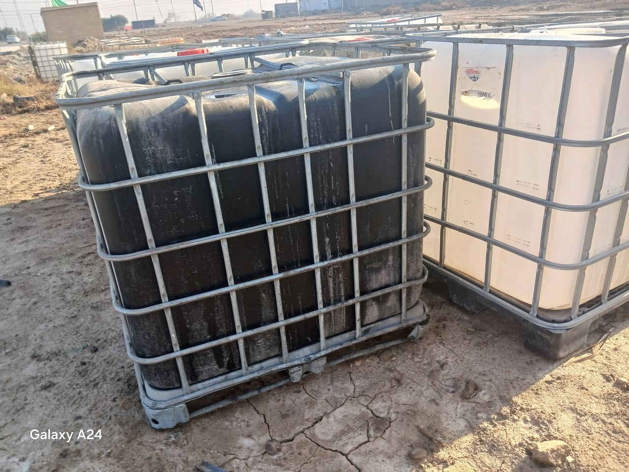 السلام عليكم شباب تانكي للبيع الف لتر استفسار على رقم السعر. 65 
***********.  المكان واسط صويره.
