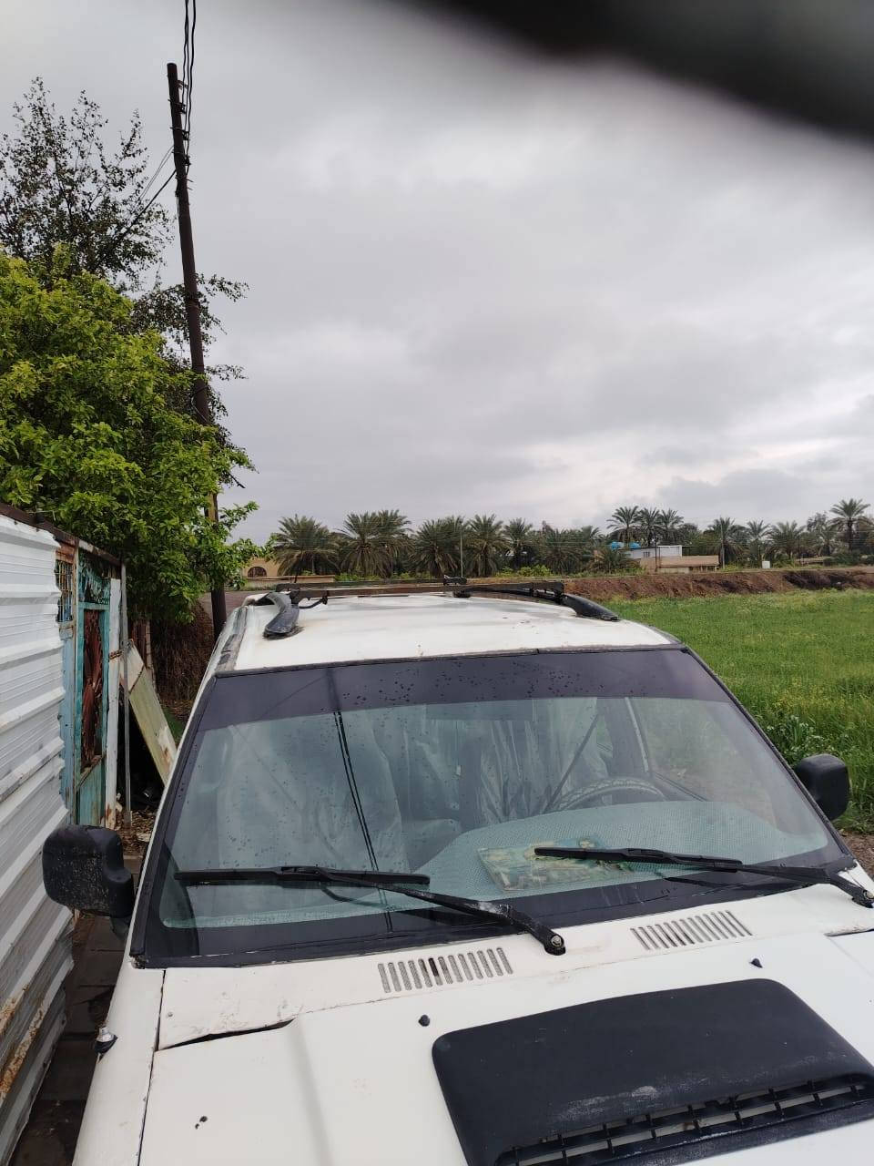 سلام عليكم ازوزة تروبير للبيع او المراوس حسب القناعة 
موديل 2000 مكينة وكير بلاد 6 سلندر جدد
دفع رباعي صدر جديد داخلها نظيف
كهربائيات كلها تشتغل تدفئة شغالة رقم سليمانية
تحويل مباشر  مكاني اليوسفية السعر 68 و بيها مجال للستفسار ***********
