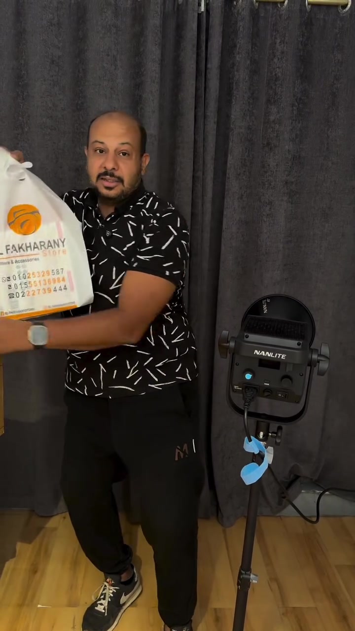 عرض خاص من #الفخراني_ستور علي   من الوكيل الان NANLITE FS-200B 
الحق العرض قبل نفاذ الكميه


**إذا كنت صاحب هذا الإعلان وتريد حذفه لأي سبب، رجاءا أرسل رسالة إلى الدعم الفني**