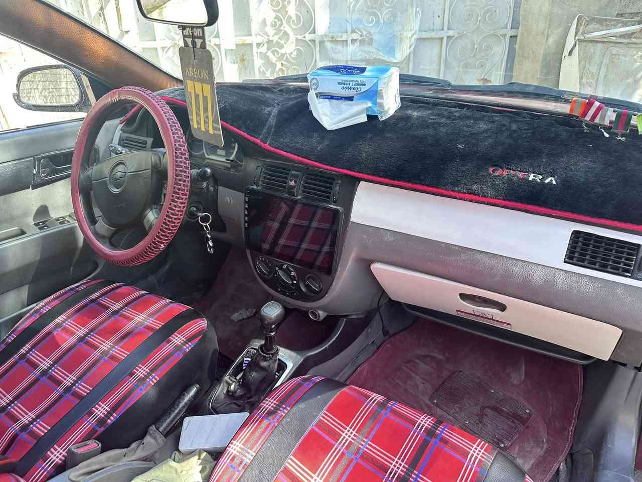 اوبترا ٢٠٠٥ رقم بغداد ب اسمي صدر تخم تاير سياره جاهزه 
ب اسمي تحويل مباشر كامل سياره محرك لاصرف ولابخار 
دوشمه غرفه جديده 
مابيه ضربه قويه ولا طخه 
مكان السياره بعقوبه 
السعر٥٣  بيه مجال 
*********** 
***********
