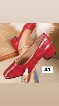 قطع جديدة • شي إن • توصيل