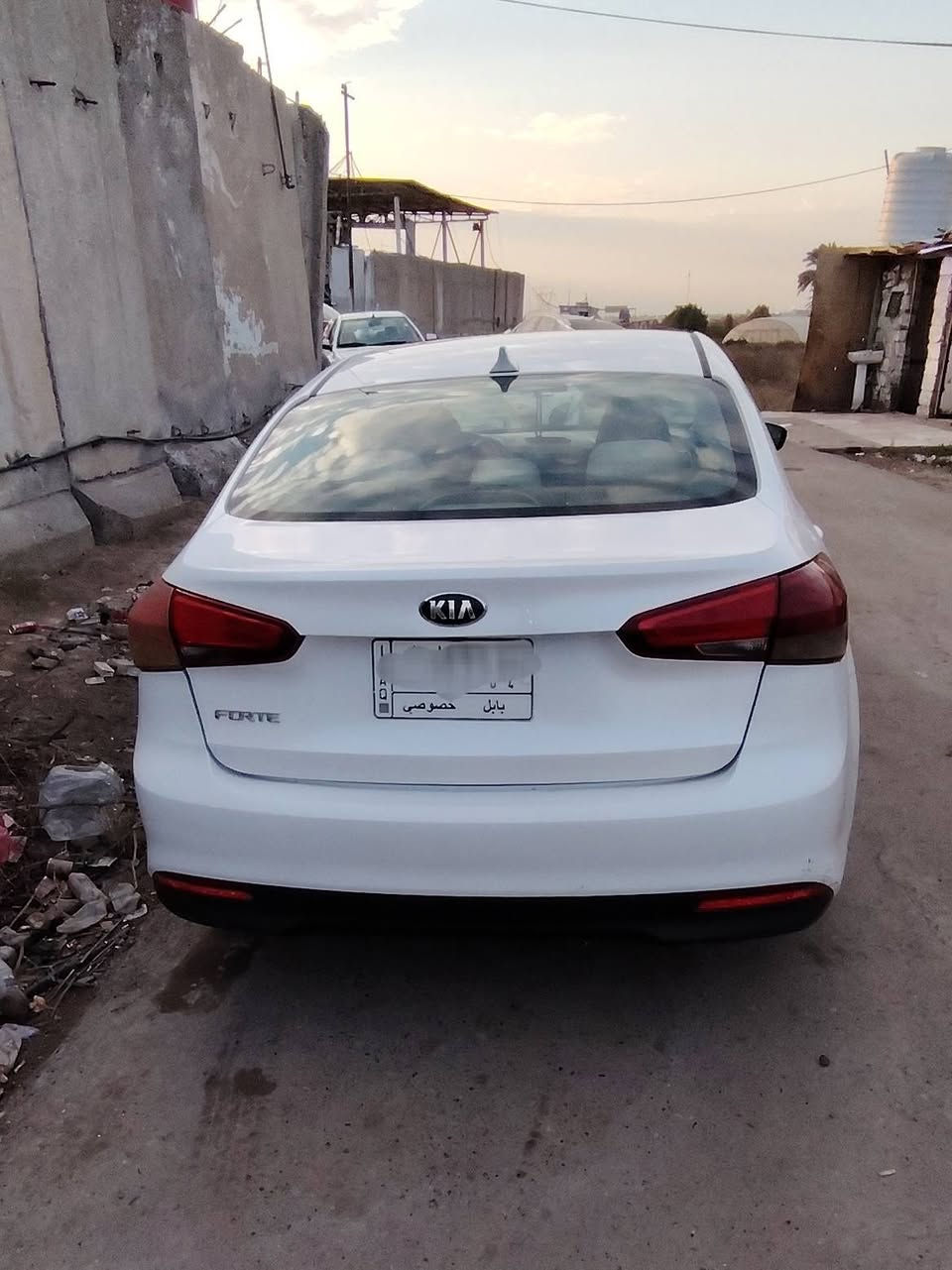 السلام عليكم كيا فورتي 2017 محرك 2000 وارد أمريكي ١٢٥ وبيها مجال بسيط الاستفسار ***********
