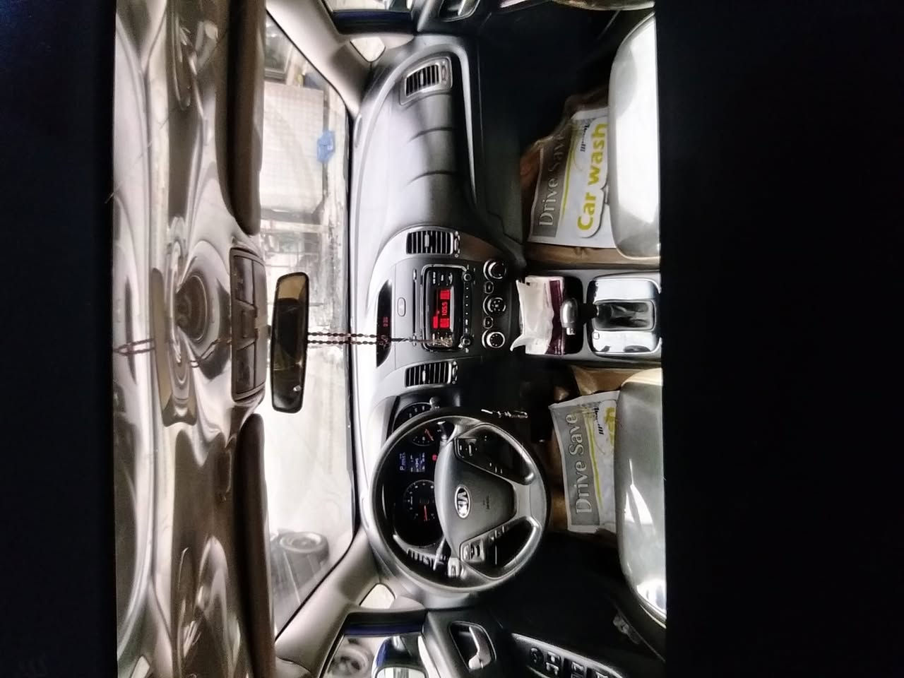 السلام عليكم
فورتي وارد امريكي مويل2017
مكاني بغداد سونار جديد رقم بغداد
السعر 105
***********
