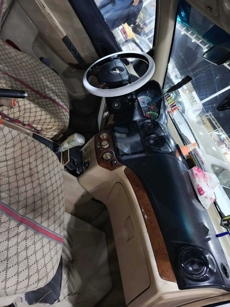 سلام عليكم افيو للبيع مديل ٢٠١١ رقم نجف ألماني مداور ثاني يوم سياره جاهزه شاشه كامره سنتر لك ريمون تخم تاير حداديه جديده تبريد ثلج كير اوتوماتيك لسياره مصبوغه عام مكفوله من الضربه لشراي يتصل *********** مكان السياره نجف السعر  ٥٧ وبيه مجال قليل
