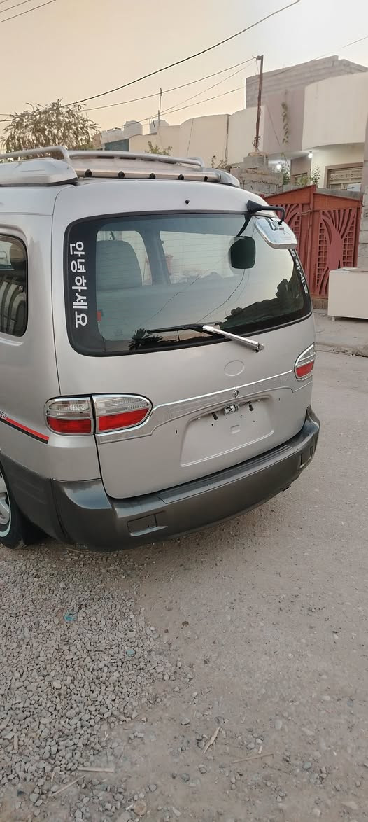 السلام عليكم جميعاً ستاركس موديل 2006 رقم احمر بابل معمره تعمير بل كامل أو تعمير مال جناي مصبوغه عام بيهه ضربه بل جاملغ الخلفي وره باب اسلايت والباقي ابكفالتي تخم ويل تخم تاير باتري جديد الكهربايات كلهه شغاله السياره كبل للشارع مذب عليهه ولا ربع للستفسار الاتصال بالرقم *********** او مراسله الصفحة السعر ٨٥ او بيهه مجال قليل التحويل مو باشر
