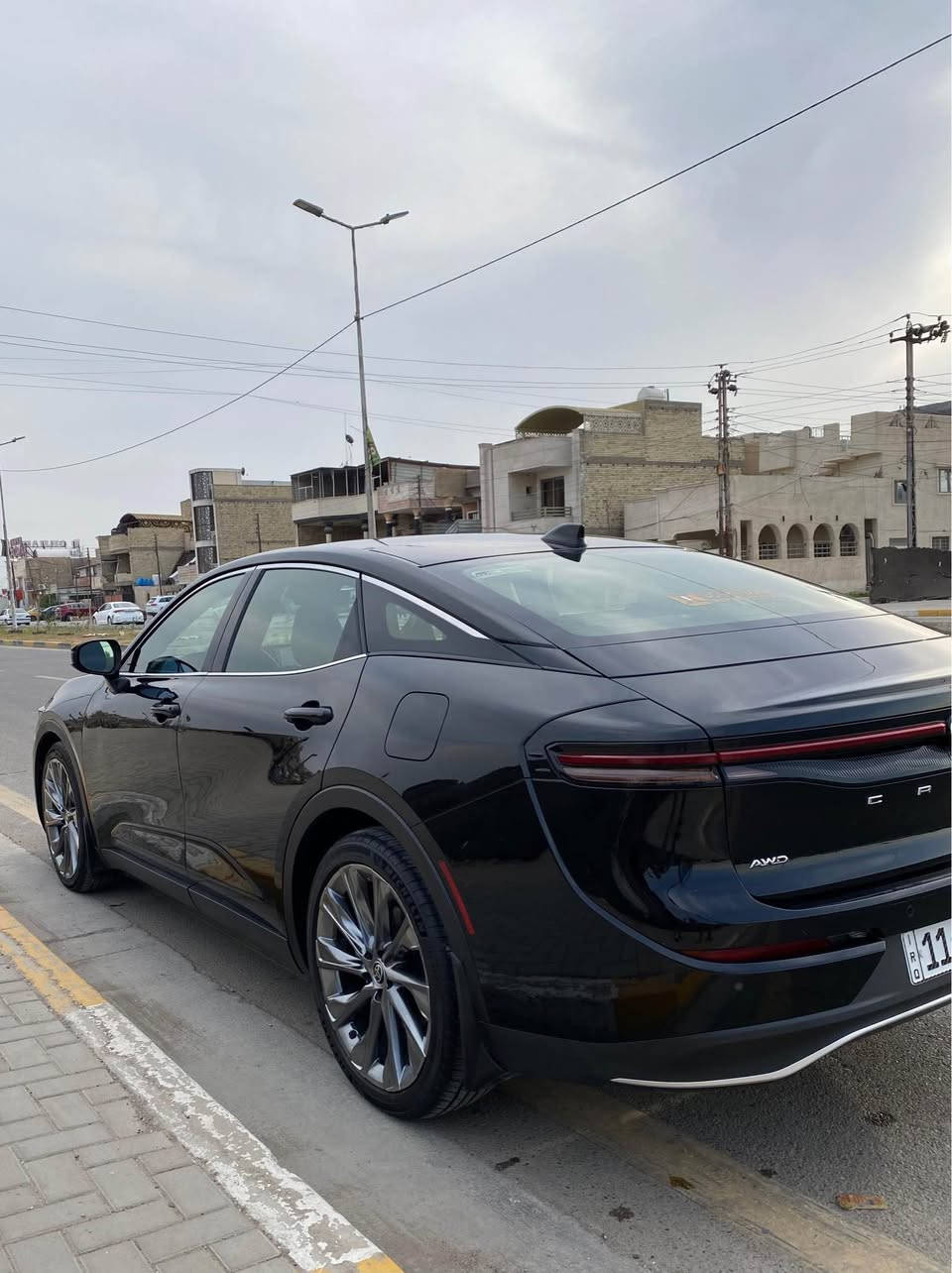 السلام عليكم

‏TOYOTA CARWN 2023  LIMITED 

مكينه 2500 هايبرد

مرقم بغداد بسمي تحويل ثاني يوم 

ماشية 25000km

فول مواصفات 1/1 

 الضرر بنيد وجاملغ

فول مواصفات 

بانوراما

كشن خزن ميموري

دخول ذكي اربعة ابواب 

مقاعد اماميه تحكم 

مقاعد اماميه تدفئ وتبريد 

مقاعد خلفيه تدفئ

تدفئ استيرن 

سستم سماعات jbl

حساس امامي خلفي

توفق ذاتي

لايت 4 عدسات

فور ويل

تبريد قطعتين 

كامره 360 درجة 

ويل حجم 21

السعر 27 ألف دولار   

مكاني بغداد 

رقم الهاتف *********** بغداد, العراق
