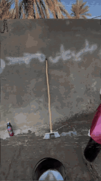 سلام عليكم ماكس بوليسي للبيع موديل 2008كابريتر  العنوان كربلاء *********** السعر خاص
