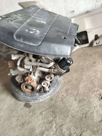 محرك 6 سلندر للبيع 07800764368