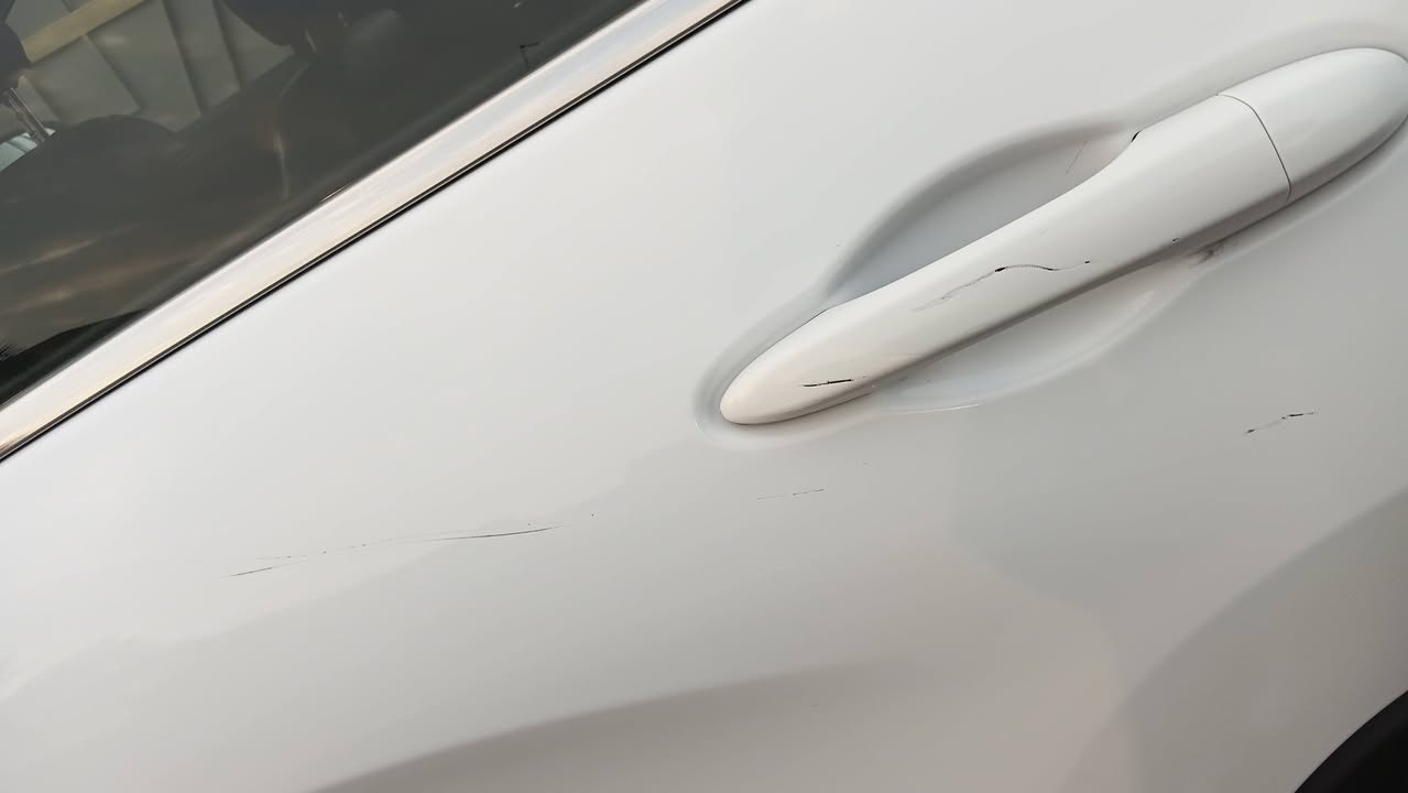 جيب شيروكي ستيشن (بزون) 2017 فول مواصفات عدا الفتحة السعر 130 ورقة / بسم الله ما شاء الله 

1 كشن هيتر و كشنات جلدو كهربائي 

2 شاشة كبيرة قياس 8.4 انش

3 دفع رباعي محرك 2400 تنفس طبيعي 

4 بريك بصمة 

5 محرك كير مكفولات ممفتوحة 

6نضام تثبيت السرعة 

7 ستيرن كهربائي 

8 كامرة خلفية 

9  تحكمات ستيرن 

10 نضام الملاحة 

11 بلوتوث و مدخل usp

*********** للتواصل
