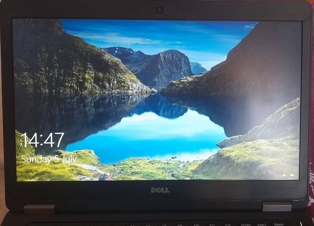 السلام عليكم 
لابتوب للبيع
i5 جيل سادس
Ram 8 كيكا
Ssd 265 كيكا
gpu 2G كارت شاشة 
حجم 14 
سعرها 225 الف


**إذا كنت صاحب هذا الإعلان وتريد حذفه لأي سبب، رجاءا أرسل رسالة إلى الدعم الفني**