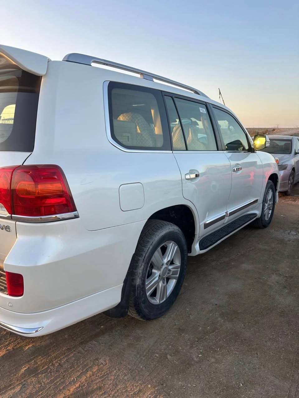 لاند كروز 2012 بريم للبيع او مراوس فول مواصفات فتحه  خليجي كفاله مكينه 6 سلندر كير مكينه كفاله سياره جاهزه من كل النواحي رقم شمالي ب اسمي سنويه 2030 السعر: 350 بيه مجال للشراي مكاني البصرة الاستفسار: *********** البصرة, العراق
