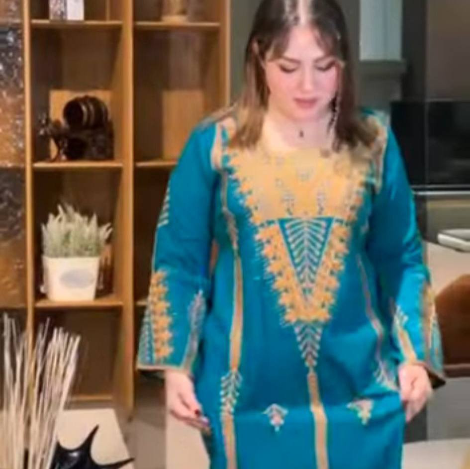 دشداشة كشمير مطاط
 تطريز ستراس درجة اولى
 دبل كلوش حزام ظهر
سعر الدرزن 140 الف 
قياسات L XL 2XL 
الدرزن يجي 4 الوان 
اقل طلب درزن


**إذا كنت صاحب هذا الإعلان وتريد حذفه لأي سبب، رجاءا أرسل رسالة إلى الدعم الفني**