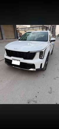 سورنتو موديل ٢٤ خليجي  مكفولة كفالة عامة  مواصفات معروفة  محرك 6 سلندر...