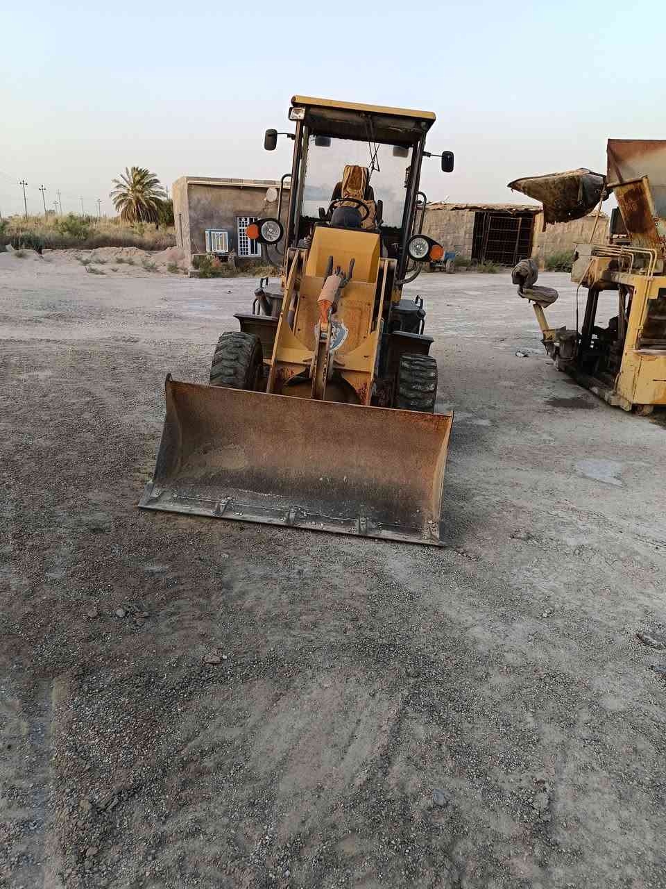 شفلات البيع صيني وياباني  مكان الناصرية الشطره معمل كامل البيع ***********
