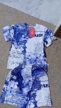 ملابس بنات • للبيع