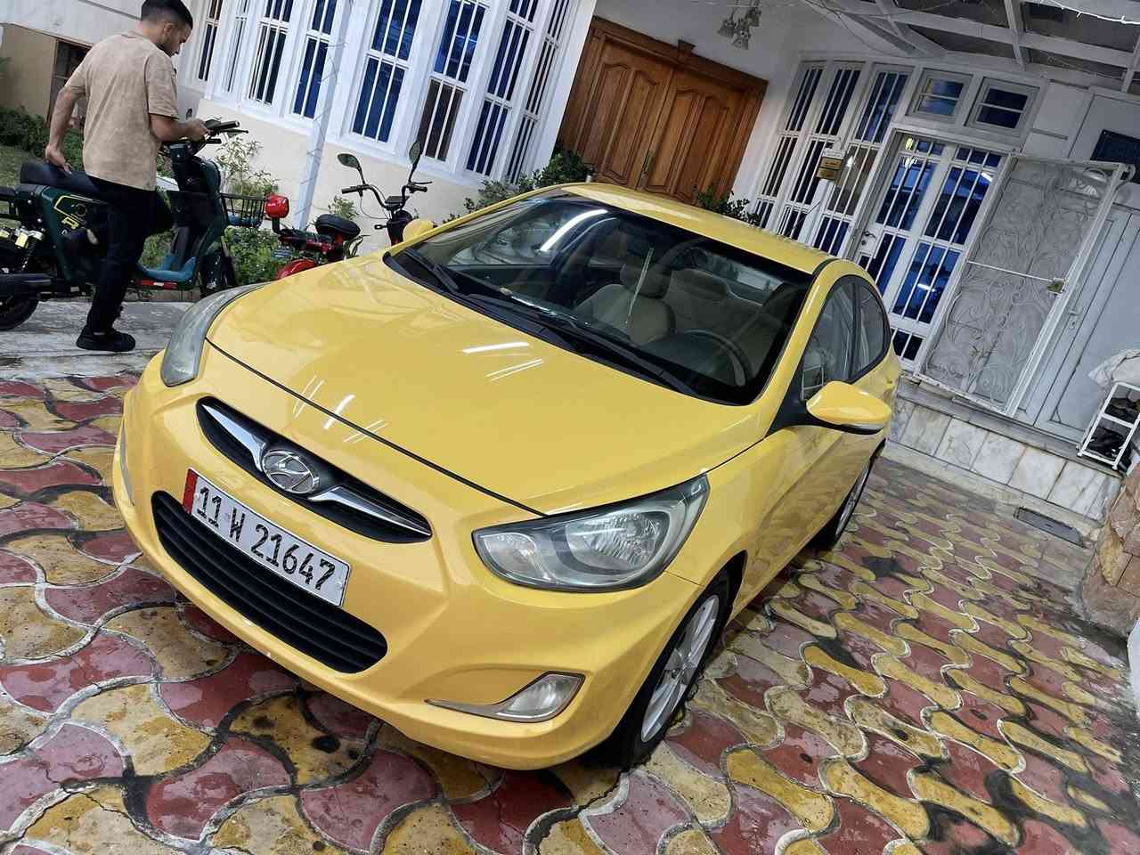 السلام عليكم للبيع اكسنت مديل 2014 خليجي مكفوله كفاله عامه محرك 1400 السعر 75 وبيه مجال باسمي تحويل ثاني يوم مكان السياره بغداد الاعضميه للاستفسار ***********
