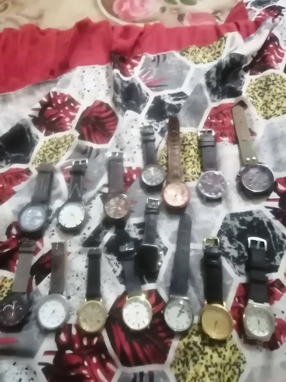 سعات مركه صاليه نوعيات فخره  وجهازت صرصير ونوكه  نوعيات صليه  سعرهن كلهن 150لف
شراي وتساب نتصل***********
