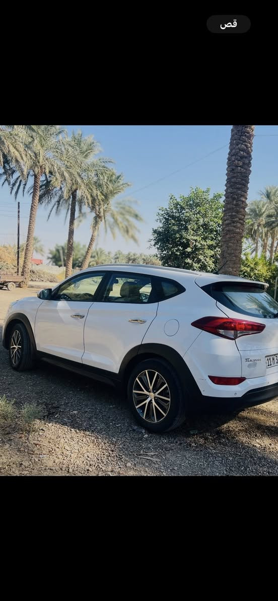 السلام عليكم اخوان
توسان خليجي 2016 رقم بغداد بأسمي 
5عدسات تحكمات ستيرن 3وضعيات قياده سياره حلوه ومناقصها شي 
السعر 175$ وبيها مجال 
بسيط وسونارها موجود بلمنشور
***********
