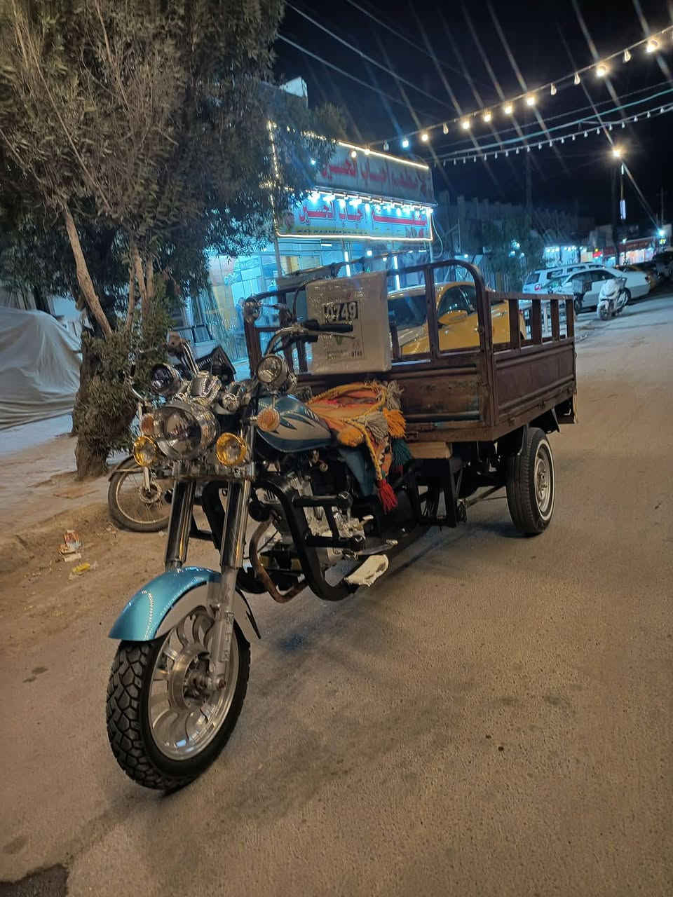 سلام عليكم شاب ستوته البيع مديل 10 رقم اسود موحرك 25 كربياته كله شغاله نكره سلف ما موتوجد ع مازنجر هاذه رقمي ***********
