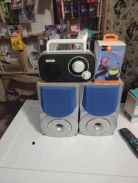 سماعات اربعه شغالات علفحص سعر الاربعه ٤٥ مع توصيل تصال بالرقم 07713255...