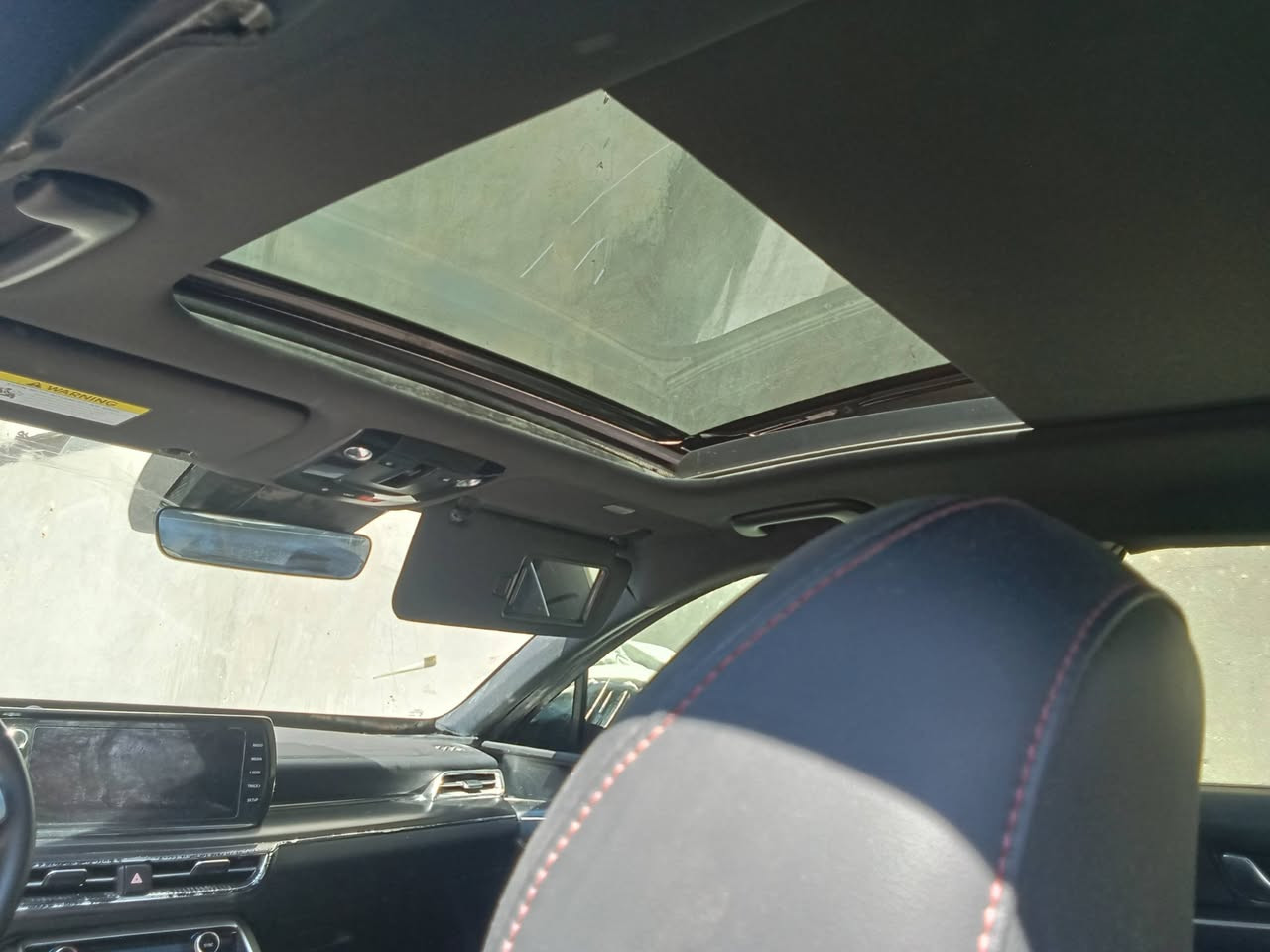 سلام عليكم . سيارة كي فايف جيتي أعلى فئة
لون أسمنتي موديل 23 كلشي كامل بيها من دعامية والايتات كلها كاملة 

. بيها ضرر بنيد ولغد امبدل مالتها بس نفس اللون 

بيها نواقص : الكير مالتها مفطور من الأذن يتبدل ب4 ورقات والمحرك مابي شي . والدكشن البارد مكسور 

السيارة نقصها راديتر ماء ورادتير تبريد والكراسي الايرباك مالتهن طاك والدرگة 

والدشبول مابي شي بالاعتبار الياخذها كوم حديد .

السيارة نضيفة وحلوة . والسعر 140 وبيها مجال


**إذا كنت صاحب هذا الإعلان وتريد حذفه لأي سبب، رجاءا أرسل رسالة إلى الدعم الفني**