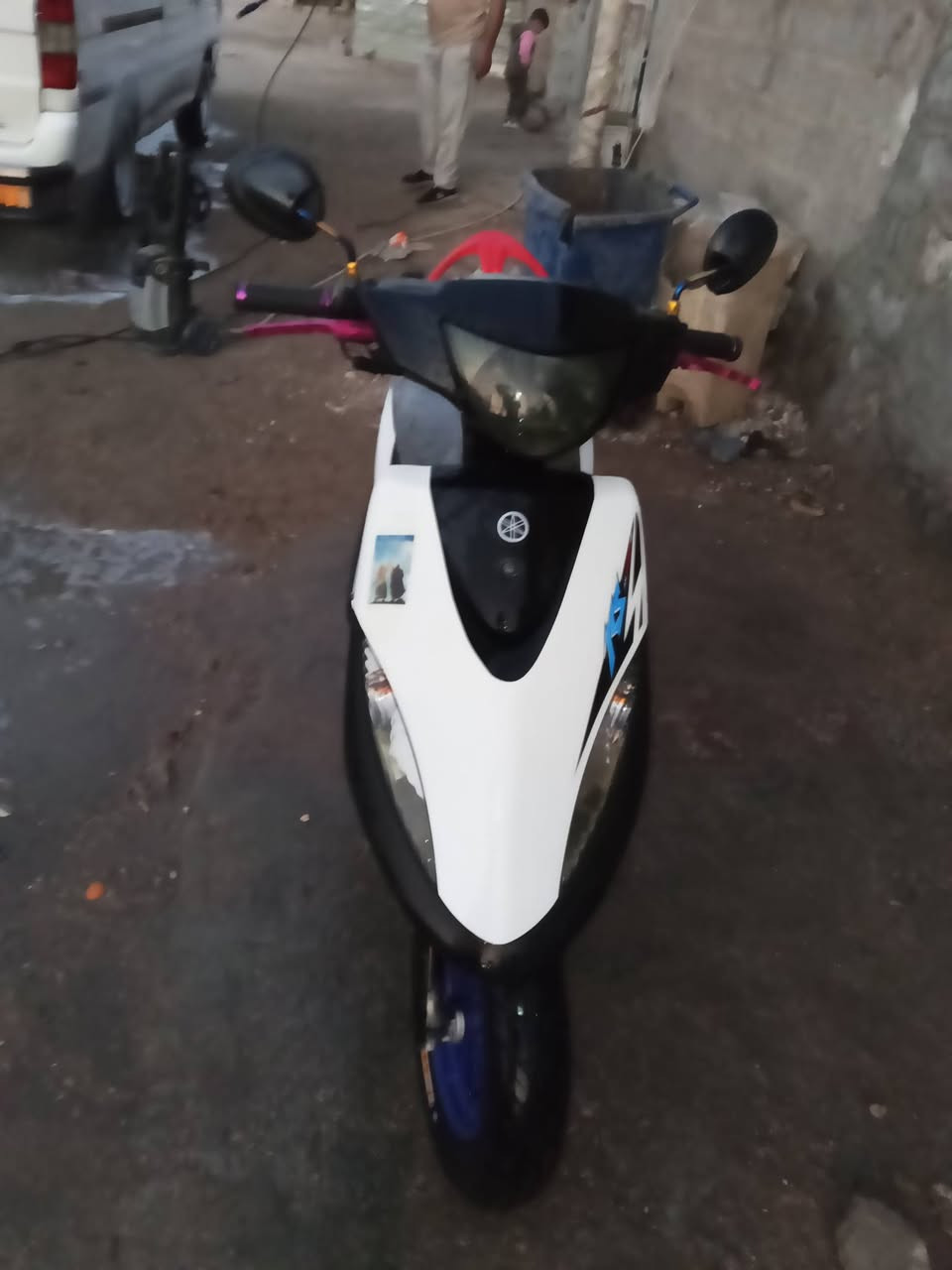 سلام عليكم
دراجه ماكس عدله للبيع 
الدراجه مامفتوحه بوشه بلادي 49
الدراجه مزوده مثل ماموضح ب الصوره 
صالنصه بي اف  الدراجه شلعه ومعدل 
رقم الهاتف ***********
السعر واحد وبيه مجال مكاني كربلاء المقدسة 
حي البعث
