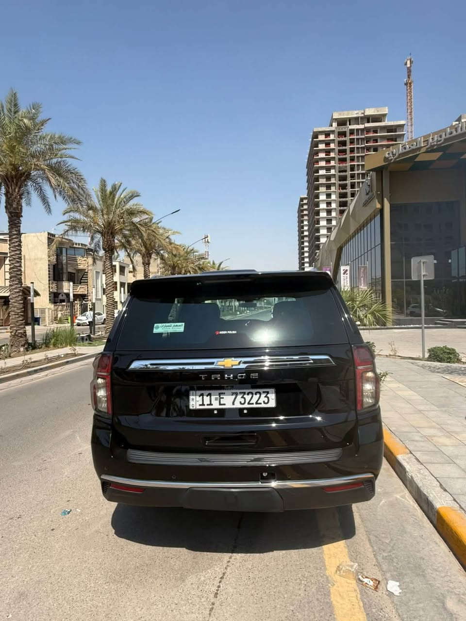 سلام عليكم تاهو 2021بيع مستعجل مواصفات LSمعروفة السيارة نضيفة جدا ما بيها حادث فقط شخوط بسيطة ماشية 100.000كم للاستفسار والتواصل *********** السعر 40.000$وبيها مجال حك الجية
