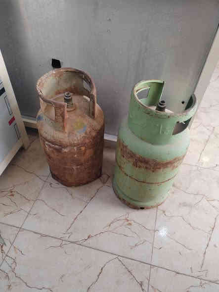 وصلتنه وجبه جديده من اثاث مستعمل العنوان فلوجه حي شهداء قرب مرطبات مشمشه مزاد ابو كاظم البطاوي ***********
*********** يوجد خدمه توصيل الباب بيتك بل أجره
