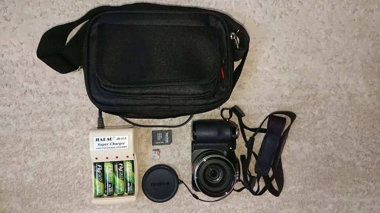Camera Fujifilm s2980 bo froshtn

With memory 8GB and it's own special handbag, adapter and batteries, a batteries charger. 

Only for 100 dinars IQ! Only the price goes down to 90 dinars IQ!


**إذا كنت صاحب هذا الإعلان وتريد حذفه لأي سبب، رجاءا أرسل رسالة إلى الدعم الفني**