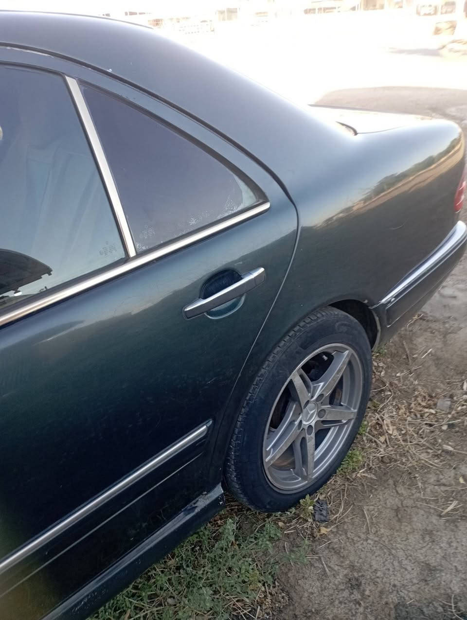 السلام عليكم مارسدس ام عيون موديل96رقم بابل انكليزي سنويه+هزه جديده محرك بلادي كير اوتماتيك تبريد شغال ويل كب جديد مصبوغه عام يرادله بعض الترتيبات جامات 4كهرباء السلايت شغال بس يعبر مي وسدينا بسلكون😅دعاميه لخلفيه بيه كسر وهاي صور كدام عينكم ومكانه بابل وسعره ب55الشراي يتفضل ويدلل*********** شكرا لمدير الكروب تحياتي
