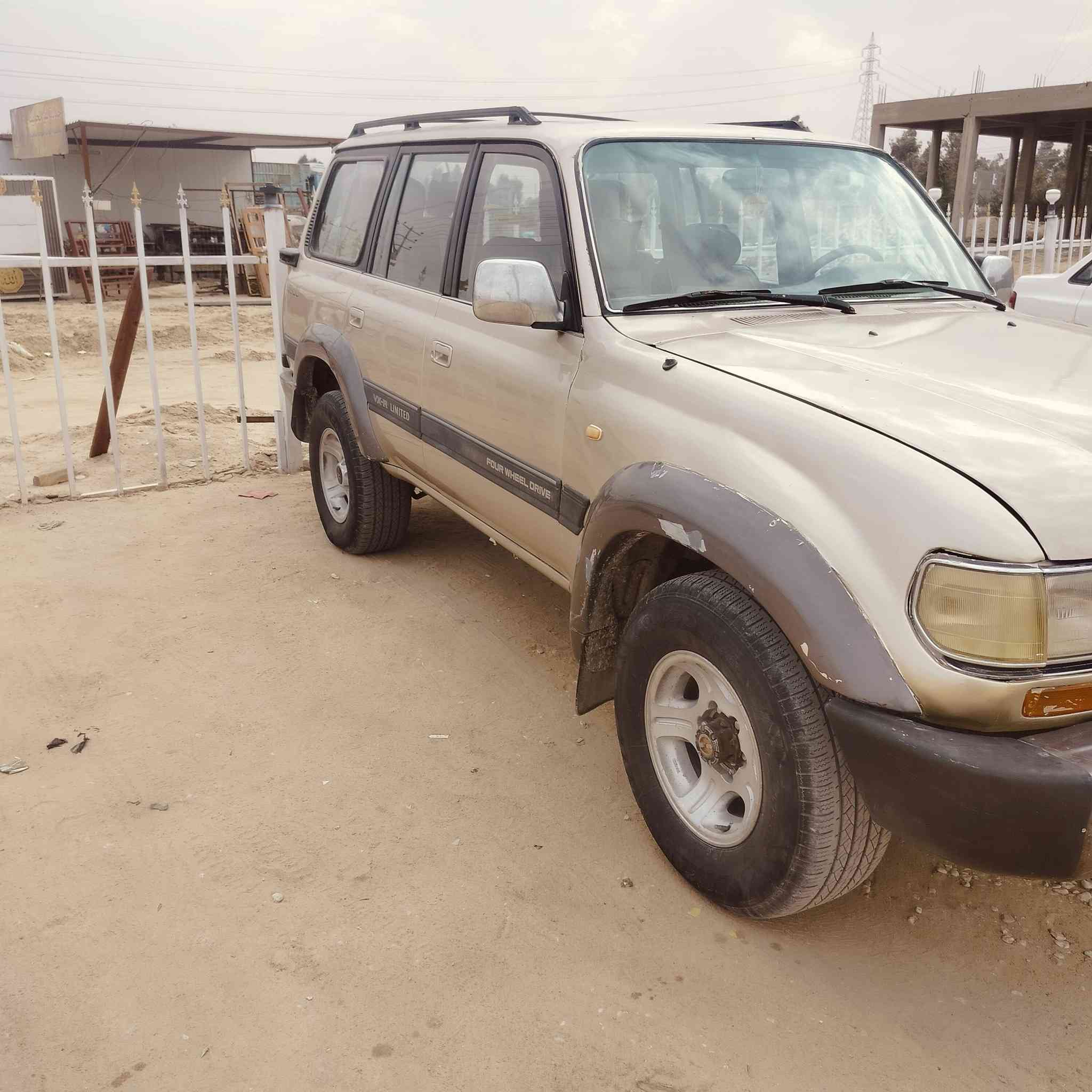 السلام عليكم
ليله علوي موديل 97 ابلادي جديده مال جناي بيه 3 قطع صبغ فقط كير مكينه بل باكيت السعر بلاش 80 وبيه مجال ترهم امراوس مكان خان النص بين كربلاء ونجف ***********
