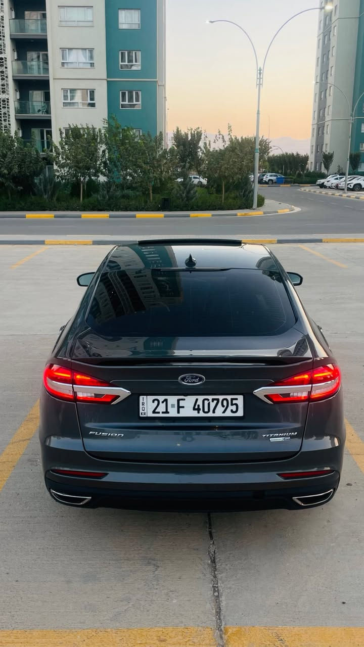 فورد فیوجن تیتانیوم  ٢٠١٩
اعلي مواصفات  بلفیوجن یعني فول فول

ماشییە ٤٩ الف میل زیرو ماشااللە

محرک ٢٠ تیربو 🚀

فول فول مواصفات 

کشنات جلد و تدفئة و تبرید و خزن و مساج

مسجل شرکة Sony ١٢ سماعات

تشغل عن بعد، سلاید

یدات بصمة

تبرید قطعتین

رادار امامی و خلفي و جانبي و کلة شغال

کیر و محرک و کهرباییات کفالة،

ارباک بس بردة جهة سائق طاک و مرجع بلادي مو سستم

حادثها باب سائق و راجع بلادي نفس لون بدون صبغ

بنید ثرقة بدون دواخل بدون حادث

حتي لایتات امامي بلادي

دعامیة لدعامیة مکفول

سیارة باسمي شرط تحویل ثاني یوم.

سنویة و فحص و کل ها خدیدة

سعرها

١٥٦ ورقة مجال

لتفاصیل 

***********

مکانها بسلیمانیة، سیارة تسجیل اول مرة و باسمي و صار یمي من ٢٠٢٢ لحد الان یعني سیارة مال بیت و مو مال سوک او معارض.

تحیاتي
