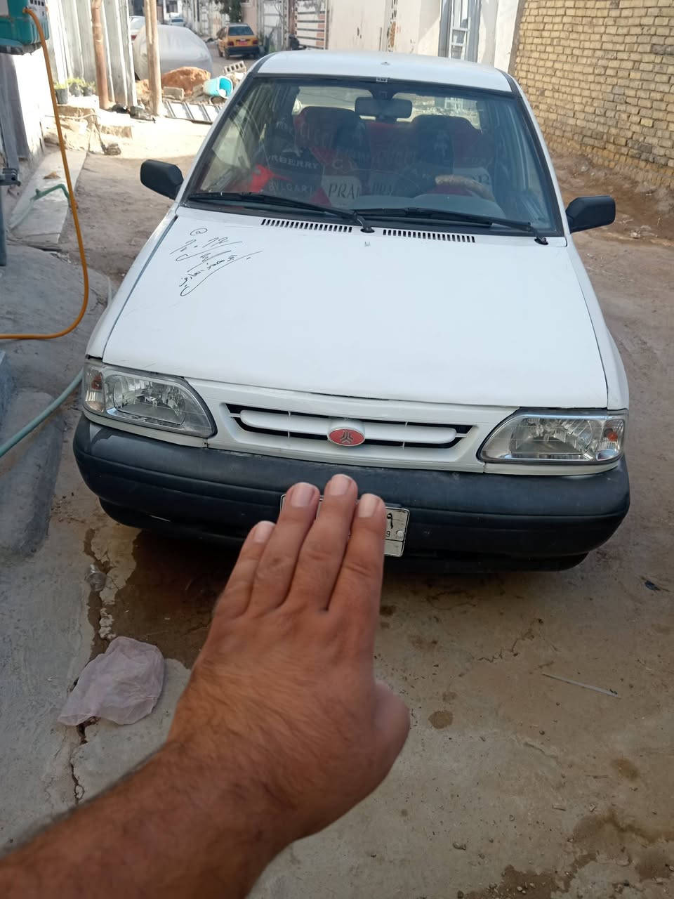 سلام عليكم سايبه مديل ٢٠١٢ سياره جاهزة من كلشي من كير ومكينه وحداديه خير من  رقمه نجف سعر ٢٥ وبيه مجال قليل مكان سياره نجف وعليه غرامات مروريه ١٠٠ فقط رقم الموبايل ***********
