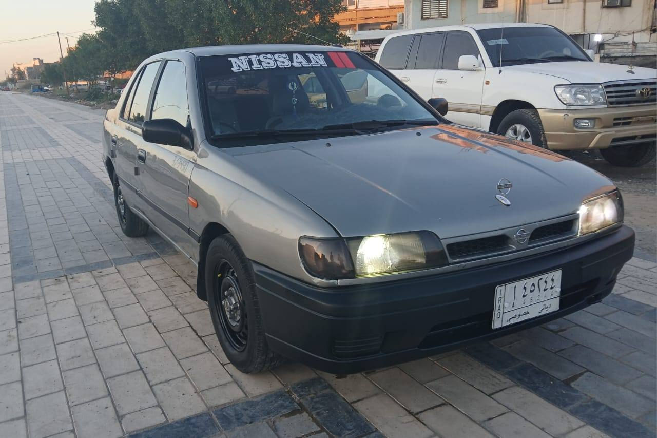 نيسان سني ياباني موديل 1990 اوتوماتيك كير محرك مكفولات تبريد 🥶 ثلج غرفته نظيفه تخم تاير ياباني السعر 43 ورقه مكاني بغداد 
***********
