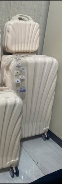 شنطة كبيرة • شنطة صغيرة • جديدات