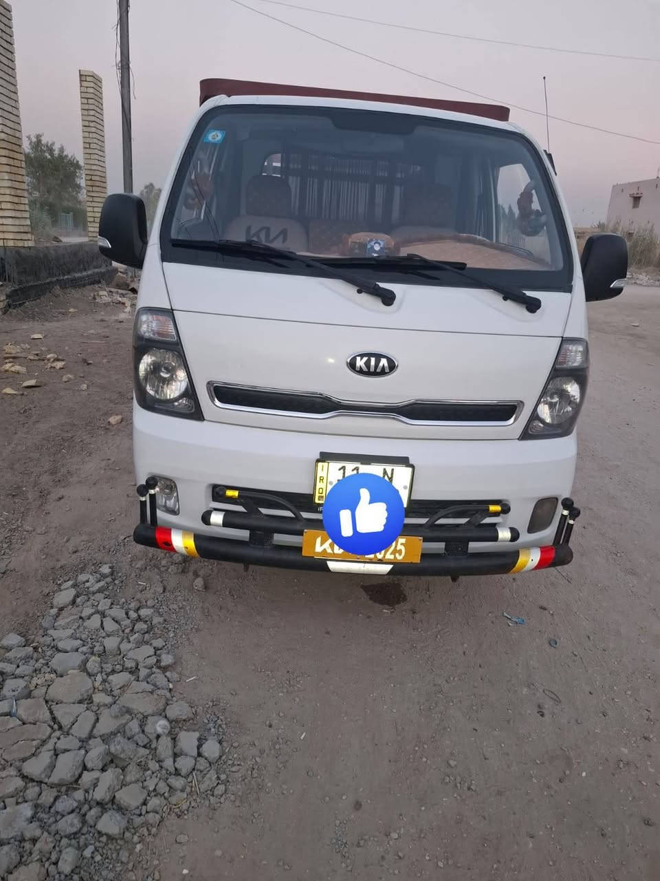 السلام عليكم
كيا بنكو 2700 
موديل 2018 بأسمي تحويل ثاني يوم
سياره مكفوله من الضربه 
تبريد ثلج 
محرك مامفتوح وضع الشركه 
رقم شاصي واضح 
رقم بغداد دولي 
سنويه 2030
تخم تاير
حداديه جديد 
السعر 130 وبيه مجال لشراي 
رقم الهاتف ***********
مكان السياره بابل جبله
