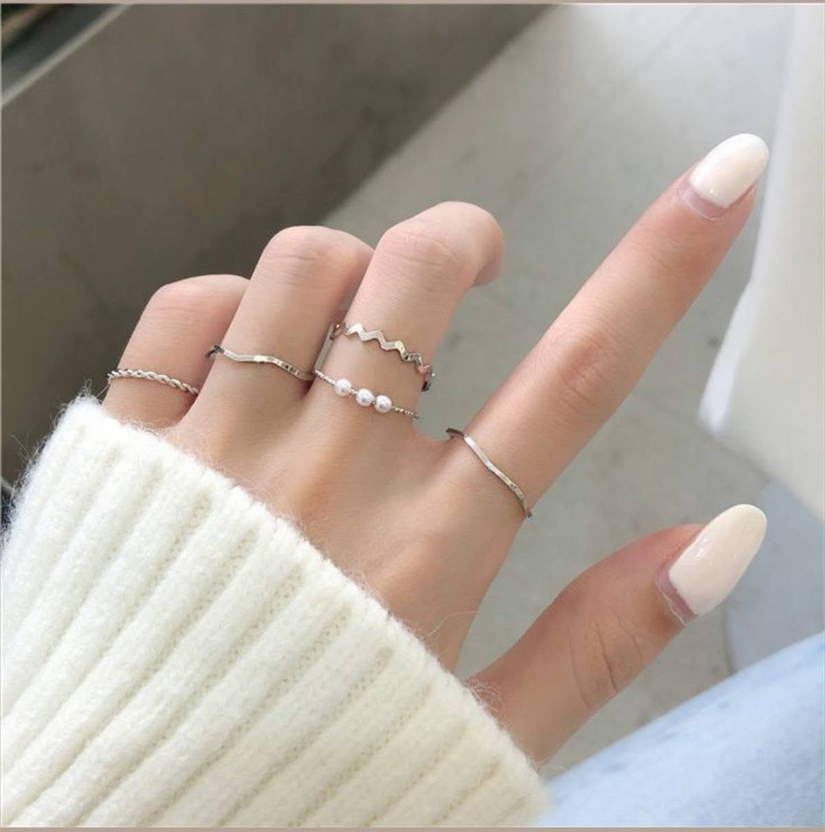 خواتم اطراف فضي😍 
سيت 10 قطع
سعر السيت الفين فقط
متوفر توصيل ..


**إذا كنت صاحب هذا الإعلان وتريد حذفه لأي سبب، رجاءا أرسل رسالة إلى الدعم الفني**