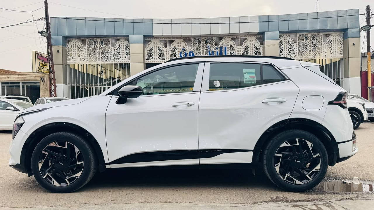 سبورتاج GT LINE 2025
(جيتي لاين) فول 1/1
- وارد خليجي ضمان الدولية 
- بانوراما
- محرك 2.0
- قير أوتو 6 نمر
- 6 ايرباج
- حساسات قدام ورا
- رنقات 19
- تشغيل عن بعد
- الصندوق يفتح كهرباء ذكي
- شاشة بالطبلون
- شاشة تدعم ابل كار بلاي واندرويد اوتو لاسلكي
- كاميرا دوارة
- الكراسي جلد أسود
- تدفئة وتبريد للكراسي الأمامية وتدفئة للمقود
- مثبت سرعة
- أوامر صوتية
- أربع وضعيات قيادة
- فحص أنظمة السيارة
- حساسات ضغط الإطارات
- شفتات بالمقود
- جلنط بصمة
- ABS
- أوتو هولد
- ايزو فيكس
- نظام مانع الانزلاق
- نظام نزول المنحدرات
- إشارة بالمرايا الجانبية
- مخرج طاقة
- حساسات كاملة داير ما داير السيارة
- شاحن لاسلكي للجوال
- السيارة ماشية 19,000 كم
- السعر 252 ورقة

ملاحظة: السيارة فيها طقة بسيطة بالباب الخلفي جهة السايق زي ما هو موضح بالصورة
—————————————————-
المكان بغداد السيدية / تقاطع الدرويش
***********
