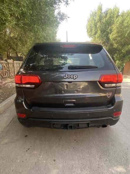 تحيه طيبه لجميع الاعضاء المحترمين للبيع جيب كراند شيروكي موديل 2017 لون رمادي  السياره حادثها جاملغ فقط بدون ايرباك وبل العراق بيها صبغ حزام وبدايه  القماره خباثه بدون معجون بدون دواخل عندي فديوات الصبغ وسونار موجود مكينه مفتوحه السياره ماشيه 104 ميل  فول فتحه جنطه كهرباء فور ويل رقم بغداد معاملتها جاهزه باسمي السعر ١٦٤ ورقه وبيها مجال بسيط للاستفسار الاتصال ***********
مكاني بغداد الحريه
