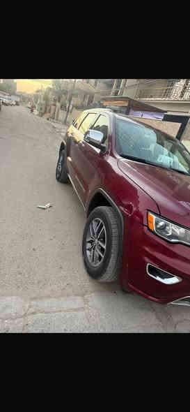 السلام عليكم
للبيع او مراوس
جيب 18 لمتد 
رقم بغداد تحويل مباشر
سياره حادثه خشم الجاملغ فقط بدون دواخل وشواصي بدون ايرباك
ماشيه 36 ميل جديده السيارة
السعر المطلوب 255 وبيها مجال بسيط ان شاء الله
للأستفسار اكثر ***********
متوفر واتساب
