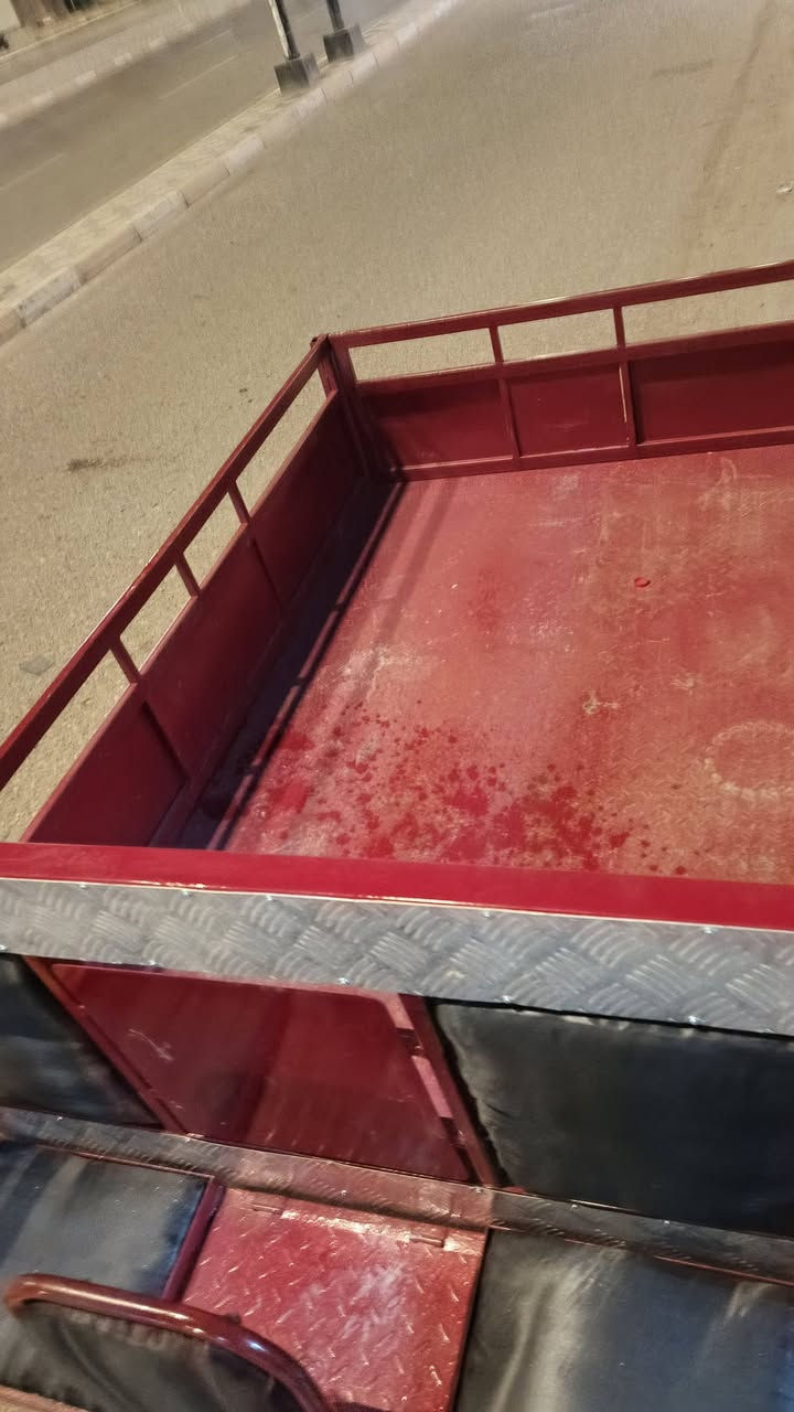 مديل ١٢ بدي تفصال طويل مترين
وشاصي طويل تعمير كامل وياها مكينه بكارتونه مامشدوده وضفيره السعر ٢٥٠٠ 
لشراي يجي خاص


**إذا كنت صاحب هذا الإعلان وتريد حذفه لأي سبب، رجاءا أرسل رسالة إلى الدعم الفني**