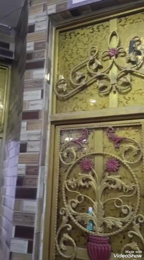 السلام عليكم اخواني اخواتي الأعزاء..
دار للايجار مساحة 100م طابق ونص..
يحتوي على مدخلين استقبال وصالة بنفس الوقت مطبخ وصحيات داخلية وخارجية وغرفتين نوم..
العنوان.. البلديات ضياء الحلفي..
للاستفسار متوفر واتساب وماسنجر وخاص وبخدمتكم..
***********
