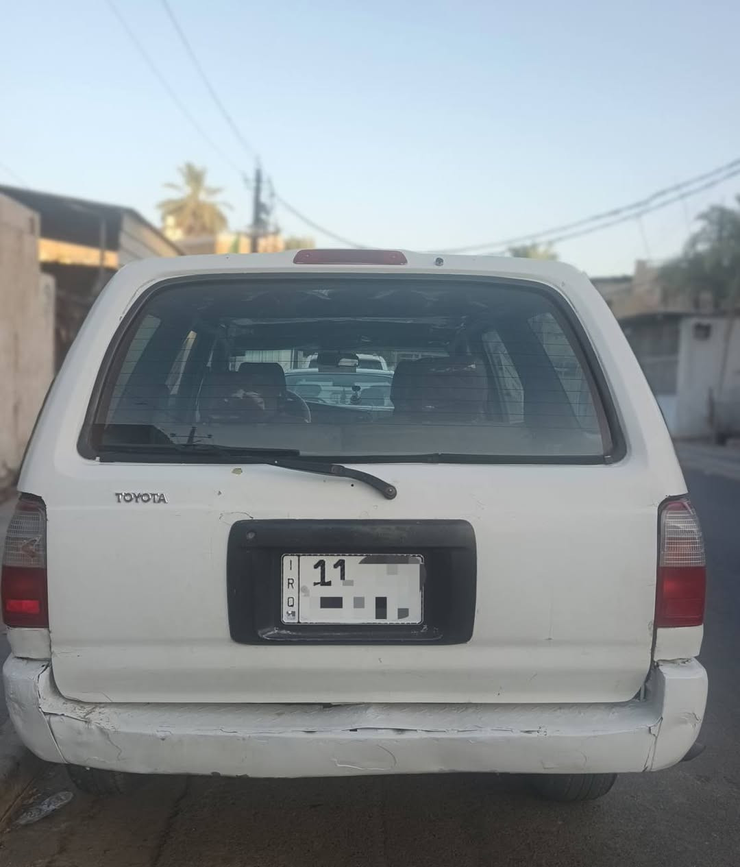 للبيع تويوتا  فورنر سورف موديل 1998 كير أوتوماتيك محرك 6سلندر ابلاد جام كهرباء تبريد ثلج❄ رقم بغداد باسمي دولي السعر 55 الاتصال *********** بغداد, العراق
