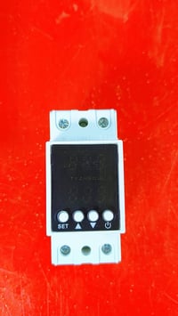 تعلن شركة أرض الرواند الشمسية ☀️🌍 عن وصول وجبة جديدة من قواطع وأسلاك D...