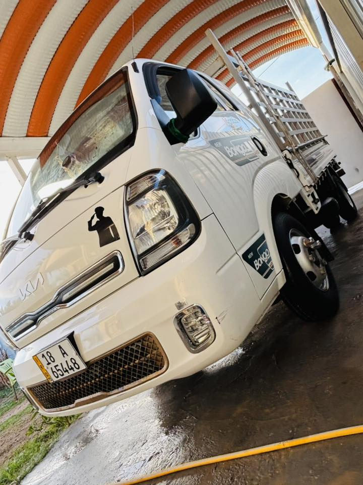 فحل ٢٢ شكل ٢٣ تحويره كامله محجر تفصال رقم بابل ماشيه ١٠٥  السياره بيه تنقيص كلش قليل  والباقي مكفوله مكانها بابل السعر ١٧٥ 
***********
