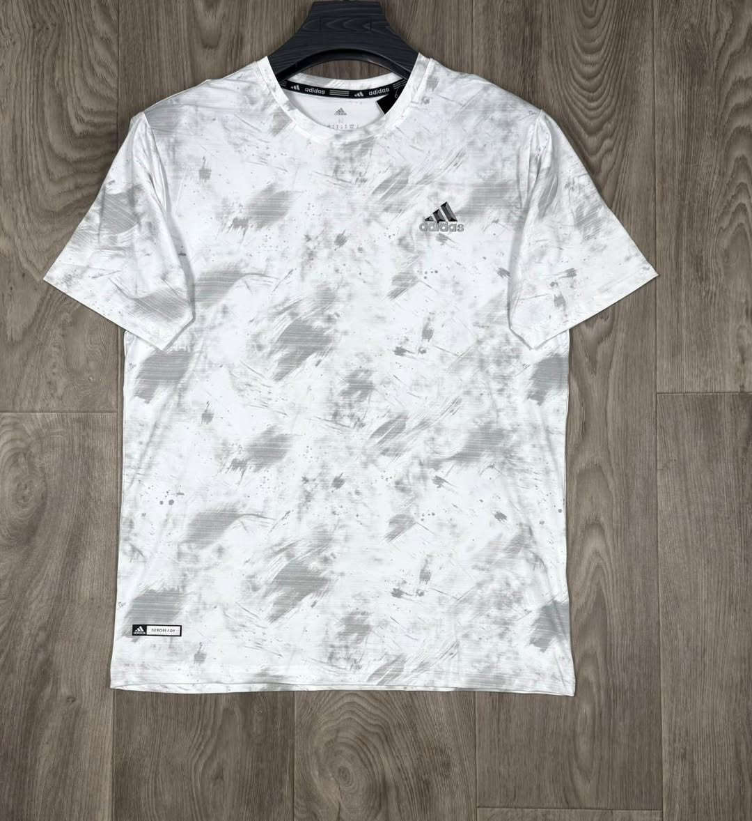 تشيرت فلتر
خامه اصلية 
القياسات M L XL XXL
السعر 15
قطعتين ب25
العنوان/السماوه/تقاطع الأسكان/قرب مقهى الأسكان 
واتساب ***********
