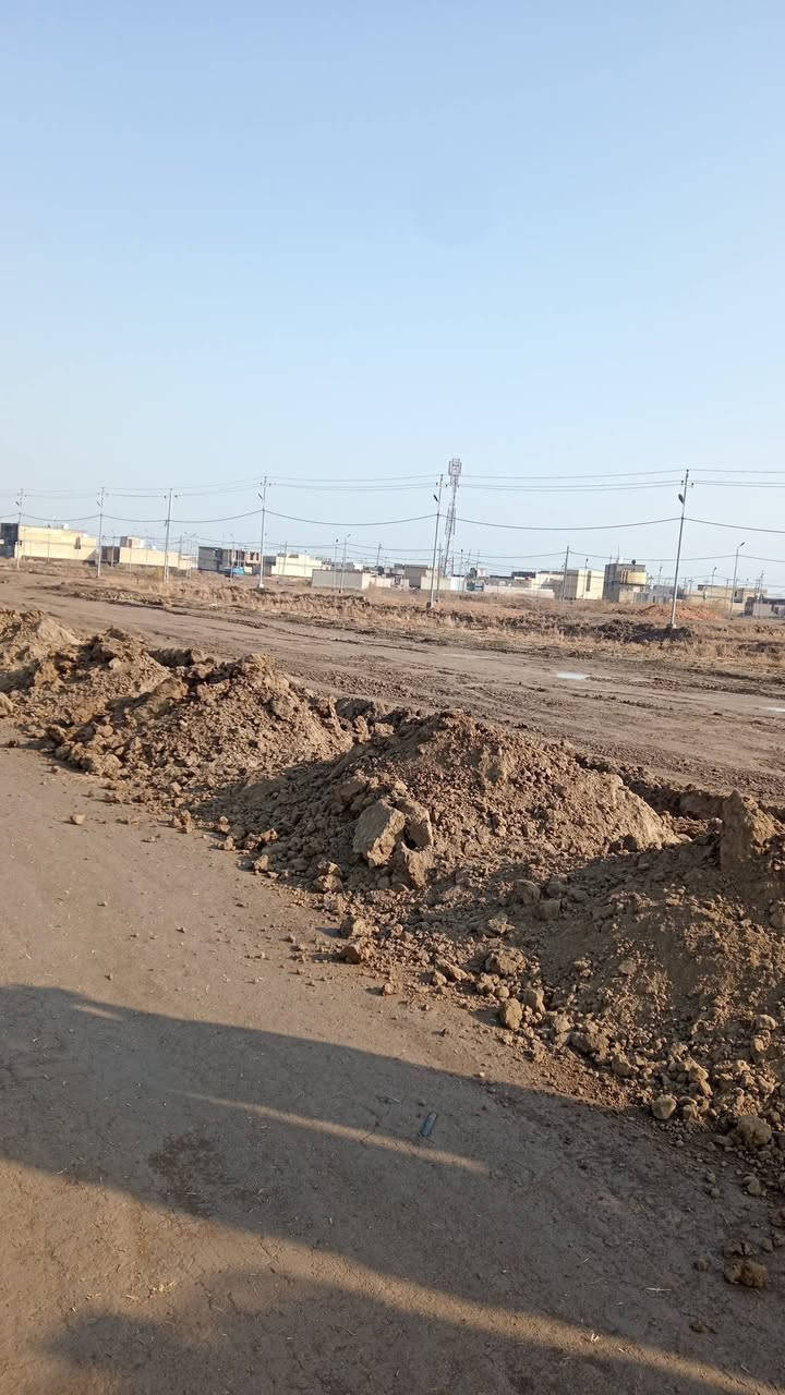 سلام عليكم يالله قطع ارضي زراعيه سند ٢٥ للبيع موقع رغيله قريب من طاقه مجاور طابو صرف كافت مساحات موجوده من ٥٠٠ متر ١٠٠٠متر ٢٠٠٠ متر تحويل مباشر  ***********
