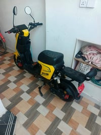 R9 • خمس بطاريات • بدها بريك خلفي